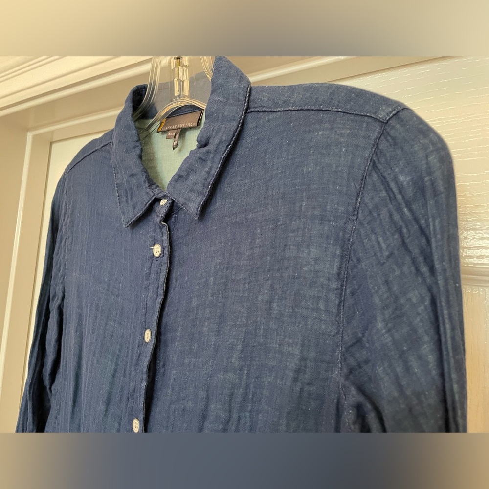 iJeans by Buffalo collar button down shirt top size Small in textured blue - Picture 3 of 3